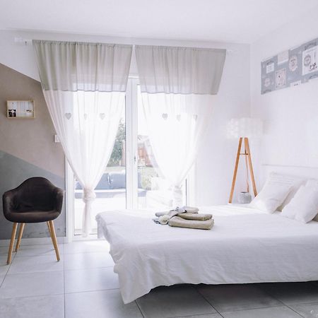 Gite "Le Mesminois" Etablissement Avec Espace Bien-Etre Et Sauna Saint-Mesmin  Ngoại thất bức ảnh