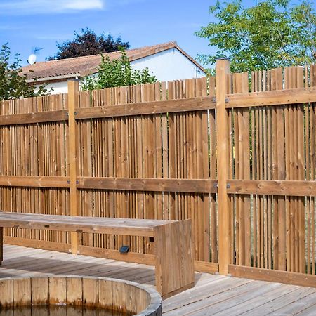 Gite "Le Mesminois" Etablissement Avec Espace Bien-Etre Et Sauna Saint-Mesmin  Ngoại thất bức ảnh